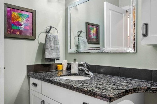 132-52 Cranfield Link Se, Calgary, AB - Indoor Photo Showing Bathroom