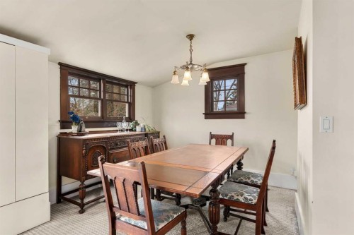620 19 Avenue Nw, Calgary, AB - Indoor Photo Showing Dining Room