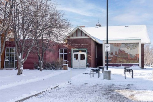 620 19 Avenue Nw, Calgary, AB - Outdoor