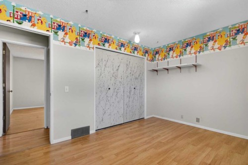 900 Abbeydale Drive Ne, Calgary, AB - Indoor Photo Showing Other Room
