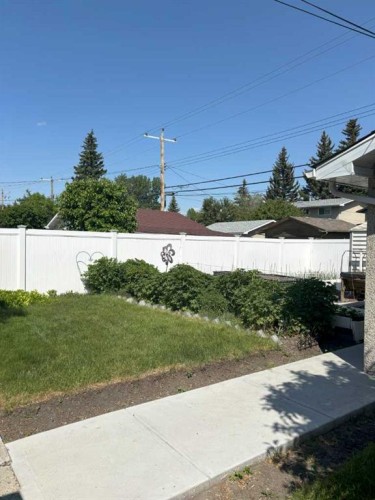4928 40 Avenue Nw, Calgary, AB - Outdoor