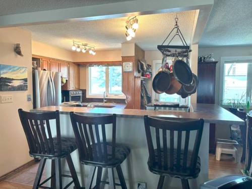 4924 40 Avenue Nw, Calgary, AB - Indoor Photo Showing Other Room