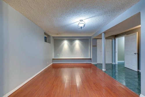 100 Allandale Close Se, Calgary, AB - Indoor Photo Showing Other Room