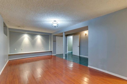 100 Allandale Close Se, Calgary, AB - Indoor Photo Showing Other Room