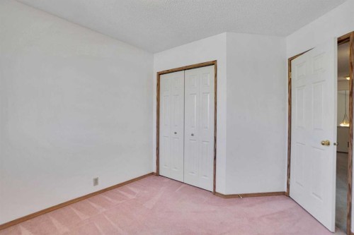 90 Martinridge Crescent Ne, Calgary, AB - Indoor Photo Showing Other Room