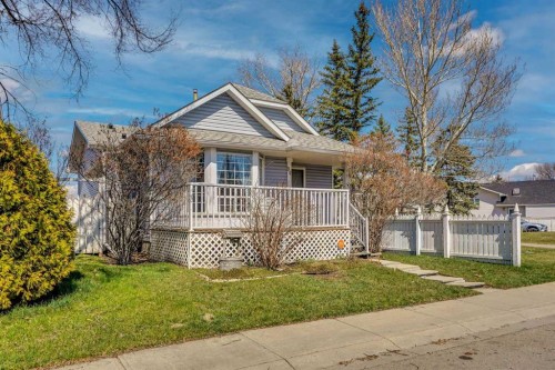 90 Martinridge Crescent Ne, Calgary, AB - Outdoor With Deck Patio Veranda