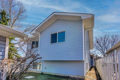 90 Martinridge Crescent Ne, Calgary, AB - Outdoor