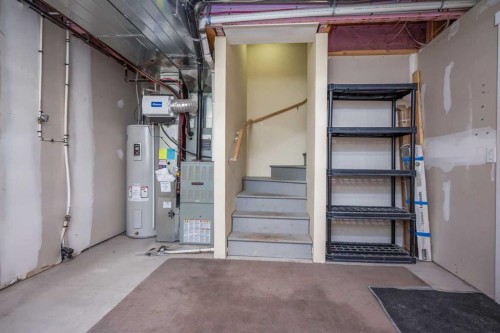 211 Mckenzie Towne Square Se, Calgary, AB - Indoor