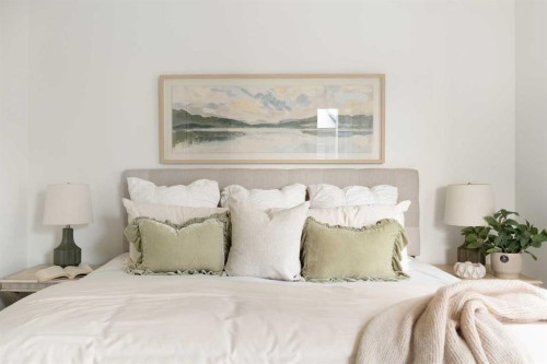304-255 Rowmont Boulevard Nw, Calgary, AB - Indoor Photo Showing Bedroom
