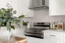 304-255 Rowmont Boulevard Nw, Calgary, AB  - Indoor Photo Showing Kitchen 