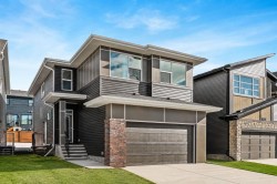 506 Lucas Way NW Calgary, AB T3P 2E7