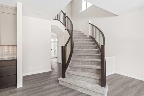 506 Lucas Way Nw, Calgary, AB - Indoor Photo Showing Other Room
