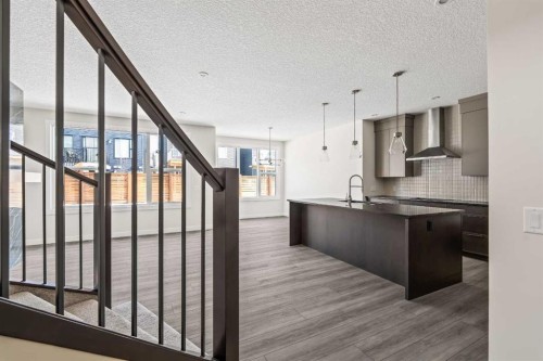 506 Lucas Way Nw, Calgary, AB - Indoor