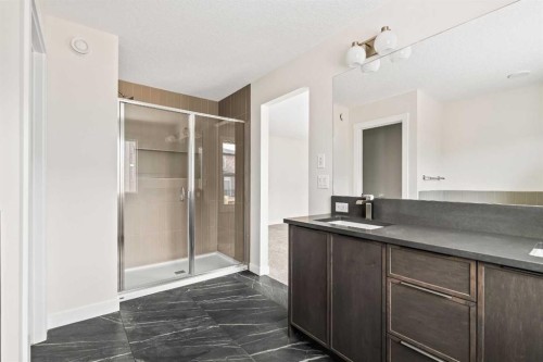 506 Lucas Way Nw, Calgary, AB - Indoor Photo Showing Bathroom