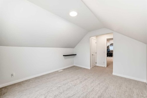 164 Magnolia Terrace Se, Calgary, AB - Indoor Photo Showing Other Room
