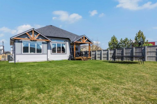 25 Cimarron Estates Gate, Okotoks, AB - Outdoor