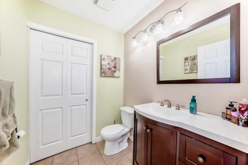 127 Mckerrell Way Se, Calgary, AB - Indoor Photo Showing Bathroom