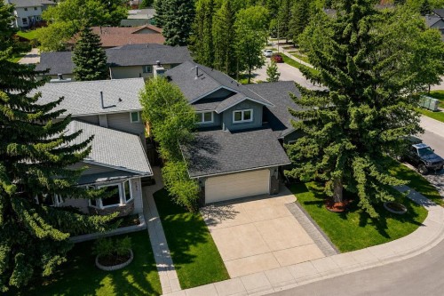 127 Mckerrell Way Se, Calgary, AB - Outdoor