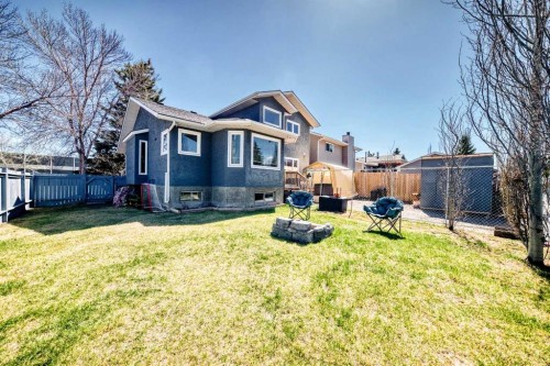 127 Mckerrell Way Se, Calgary, AB - Outdoor