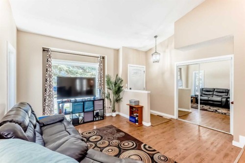 127 Mckerrell Way Se, Calgary, AB - Indoor Photo Showing Living Room