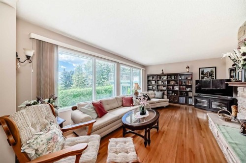 10737 Eamon Road Nw, Calgary, AB 