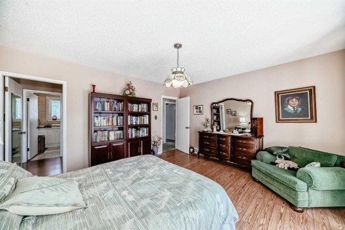 10737 Eamon Road Nw, Calgary, AB 