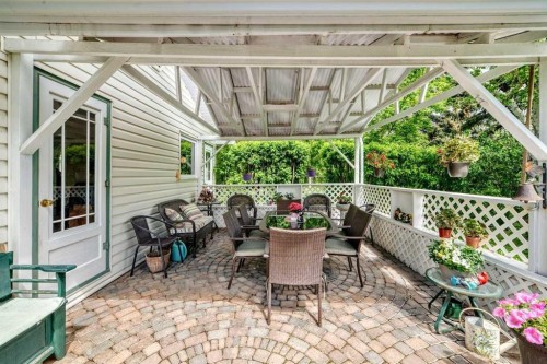 10737 Eamon Road Nw, Calgary, AB 