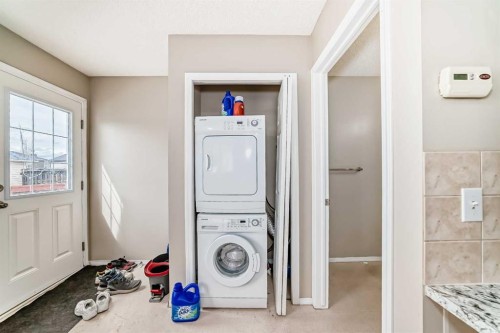 111 Tarawood Road Ne, Calgary, AB - Indoor Photo Showing Laundry Room