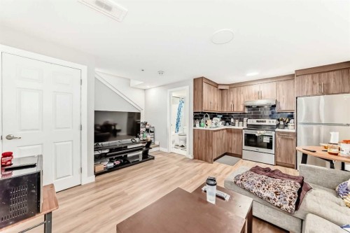 111 Tarawood Road Ne, Calgary, AB - Indoor