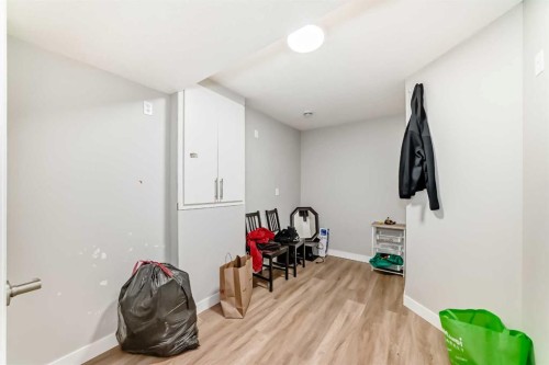 111 Tarawood Road Ne, Calgary, AB - Indoor Photo Showing Other Room