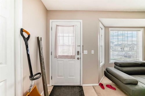 111 Tarawood Road Ne, Calgary, AB - Indoor Photo Showing Other Room