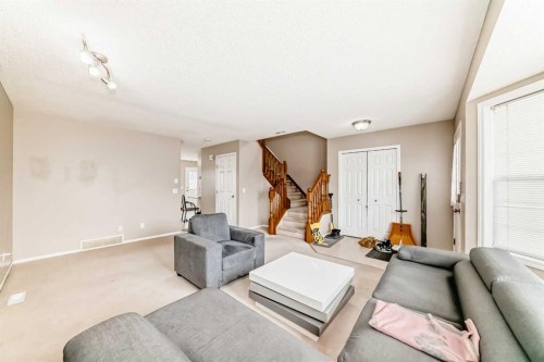 111 Tarawood Road Ne, Calgary, AB - Indoor