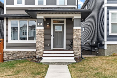 27 Heritage Rise, Cochrane, AB - Outdoor With Facade