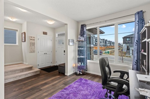 27 Heritage Rise, Cochrane, AB - Indoor Photo Showing Office