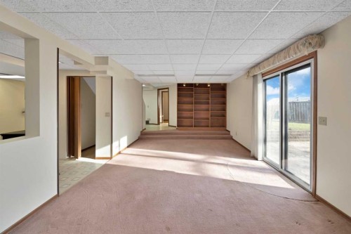 68 Hawkfield Crescent Nw, Calgary, AB - Indoor Photo Showing Other Room