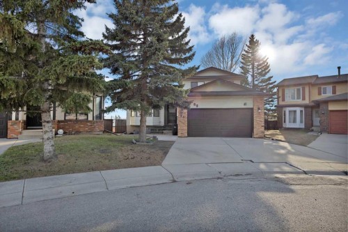 68 Hawkfield Crescent Nw, Calgary, AB - Outdoor With Facade