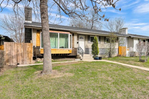 924 Hunterston Hill Nw, Calgary, AB - Outdoor