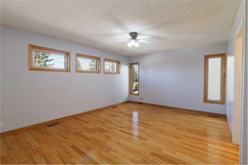 48 Ranchridge Drive Nw, Calgary, AB - Indoor Photo Showing Other Room