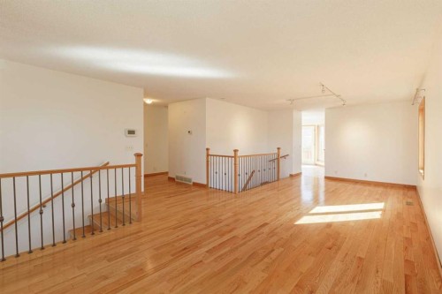 48 Ranchridge Drive Nw, Calgary, AB - Indoor Photo Showing Other Room