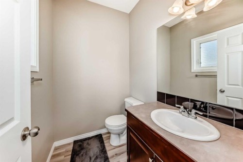 78 Kincora Heath Nw, Calgary, AB - Indoor Photo Showing Bathroom