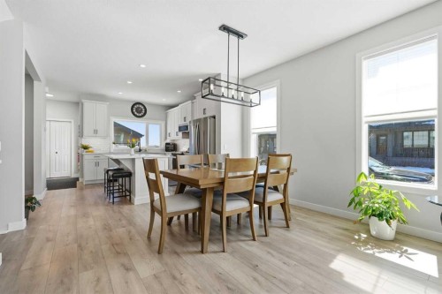120 Treeline Manor Sw, Calgary, AB - Indoor Photo Showing Dining Room