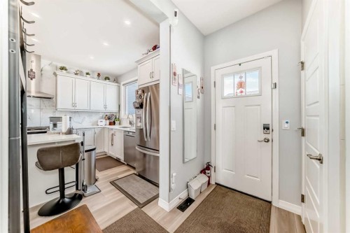 1140 Legacy Circle Se, Calgary, AB - Indoor Photo Showing Kitchen