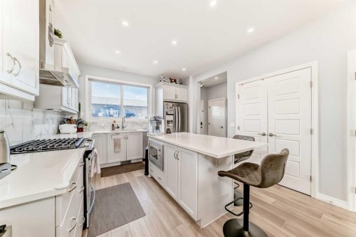 1140 Legacy Circle Se, Calgary, AB - Indoor Photo Showing Kitchen With Upgraded Kitchen