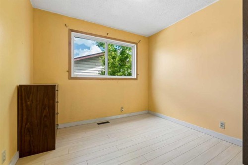 189 Whitaker Close Ne, Calgary, AB 
