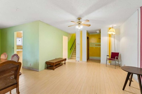 189 Whitaker Close Ne, Calgary, AB 