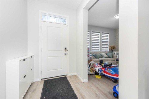 31 Cornerbrook Avenue Ne, Calgary, AB - Indoor Photo Showing Other Room