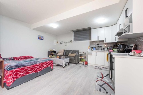 31 Cornerbrook Avenue Ne, Calgary, AB - Indoor