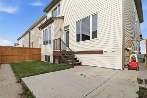 93 Cityline Square Ne, Calgary, AB - Outdoor