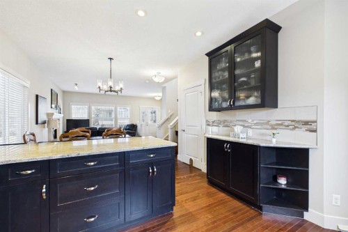 51 Nolanfield Terrace Nw, Calgary, AB - Indoor Photo Showing Kitchen