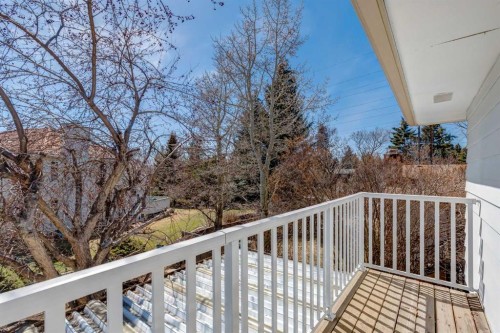 107 Valhalla Crescent Nw, Calgary, AB - Outdoor